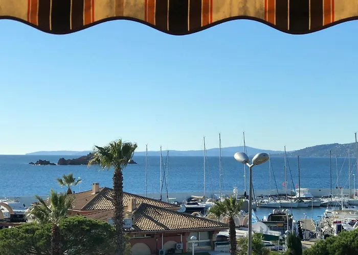 Port Santa Lucia - Le Manoir Apartamento